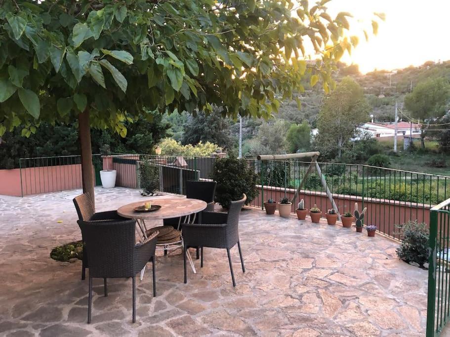 Apartment In Country House With Views And Pool Vespellá Eksteriør bilde
